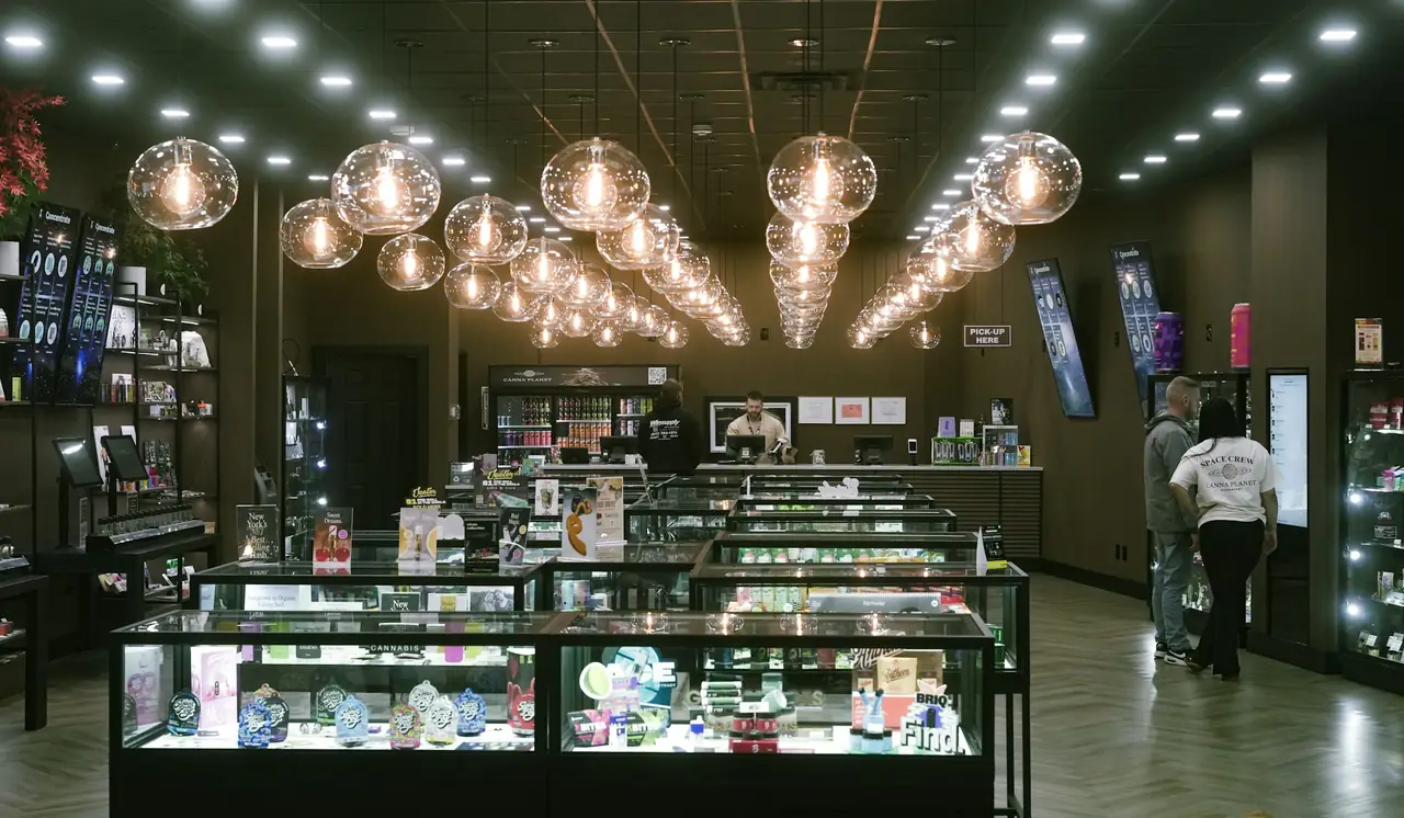Zuci.AI Agentforce for Retail